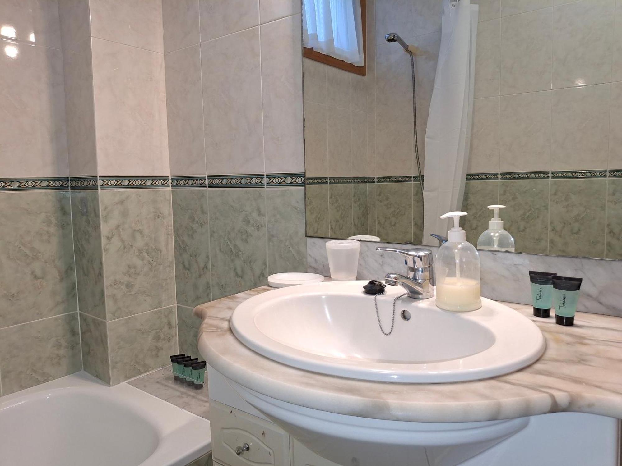Apartamento Zona Camelias Vigo Esterno foto